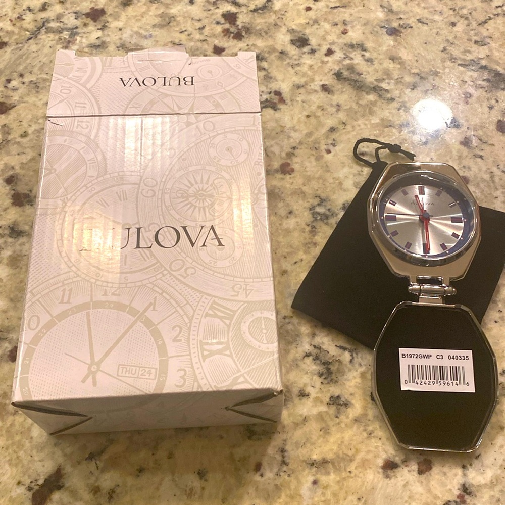 bulova travel clock chrome with red accents, B1972GWP